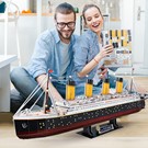 Foto van speelgoed Cubic_fun_puzzel_Titanic_LED_VanDerMeulen_lifestyle_2010328.jpg